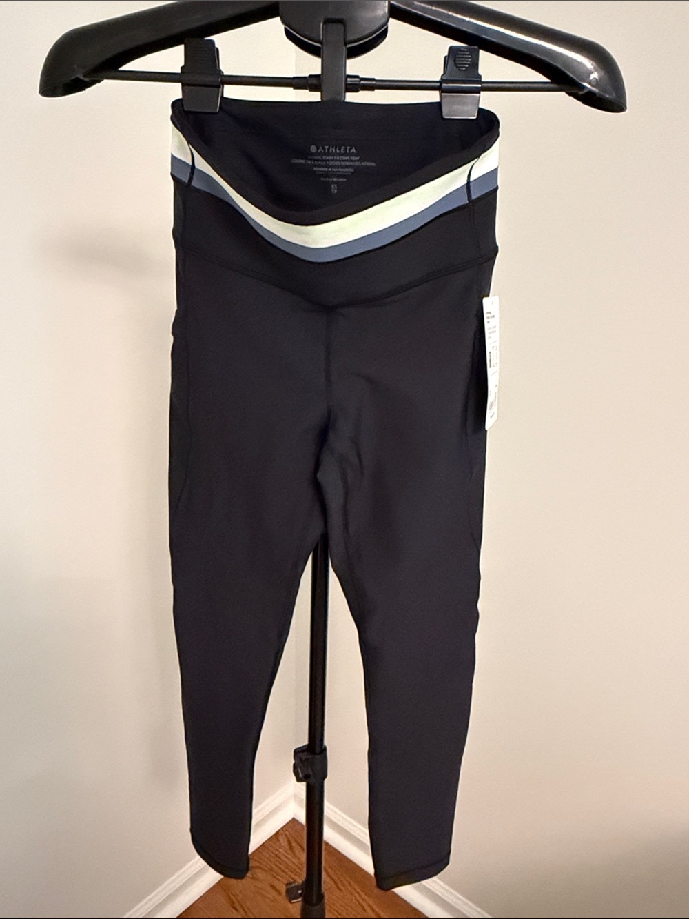 Athleta Girls' Black V-Waist Cropped Leggings with Stripe